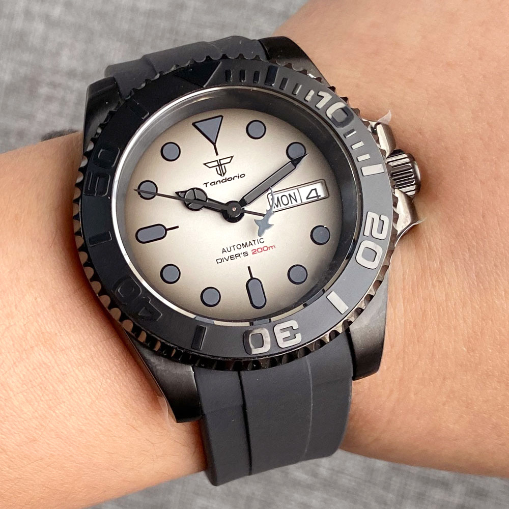 Rubber Strap Diver - Tandorio 200เมตรนาฬิกา NH36A วินเทจสีดำอัตโนมัติผู้ชายว่ายน้ำนักประดาน้ำกรณีวันที่ยางรัดแสดงสัปดาห์