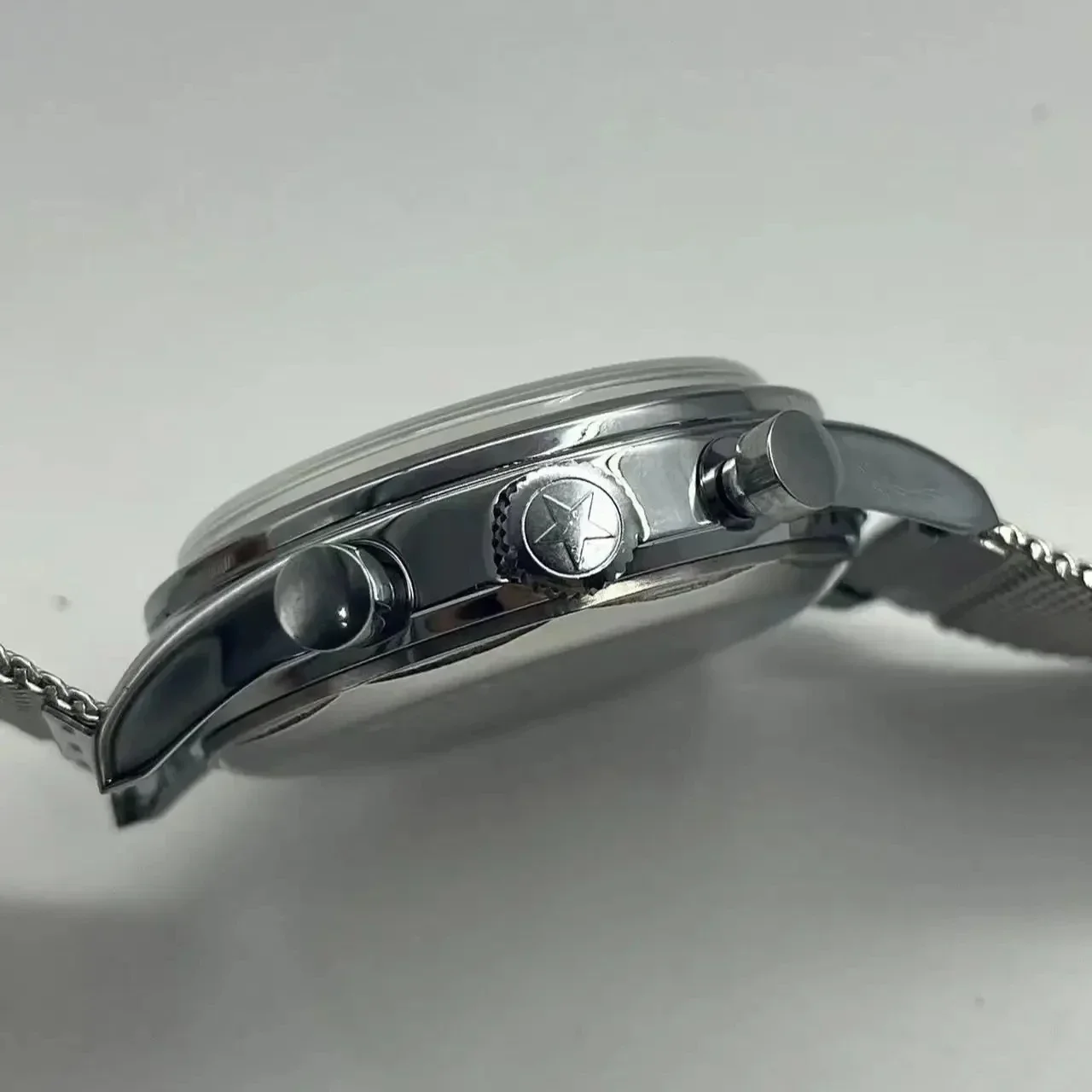 นาฬิกาผู้ชาย 1963 นักบินนาฬิกา - Suede Strap Watch บทวิจารณ์และราคา